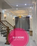 BÁN NHÀ THỦ ĐỨC, NHÀ PHỐ KIỂU MẨU CHO QUẬN, PHONG CÁCH BÁN CỔ ĐIỂN .DT:4M X 13,5M  GIÁ MỀM 5TỶ 4 ,