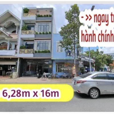 bán nhà cạnh siêu thị big c,trung tâm hành chính dĩ an bình dương