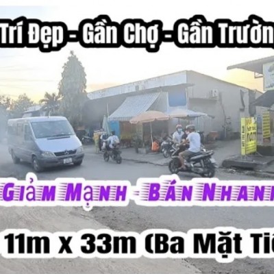 bán nhà 3 mặt tiền tại bình dương (11m x 33m) đang cho thuê thu nhập cao (114)