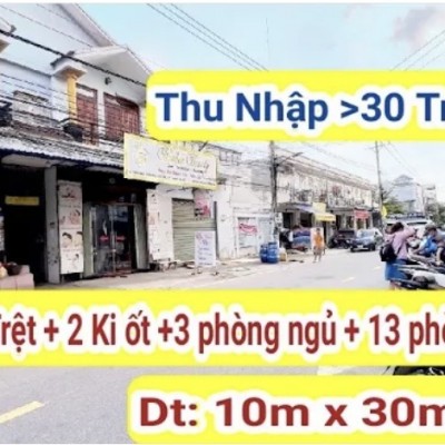 bán nhà mặt tiền (10m x 30m,300m2 thổ cư) thu nhập hơn 30 Triệu, thuộc thuân an Bình Dương