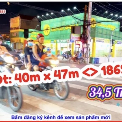 Bán dãy ki ốt hai mặt tiền (40m x 47m ;1.869m2) ngay ngã ba Cửu Long Thuận An Bình Dương