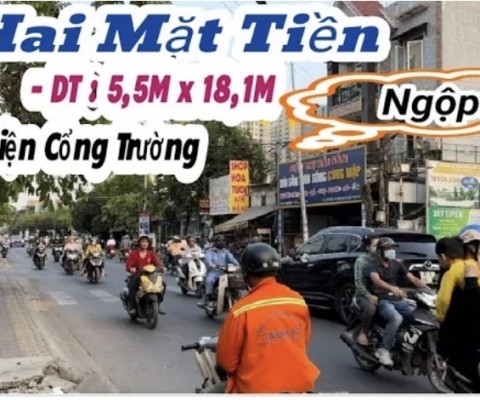 căn góc hai mặt tiền đối diện cổng trường,bán gấp trả nợ,dt :(18m * 5,5m)